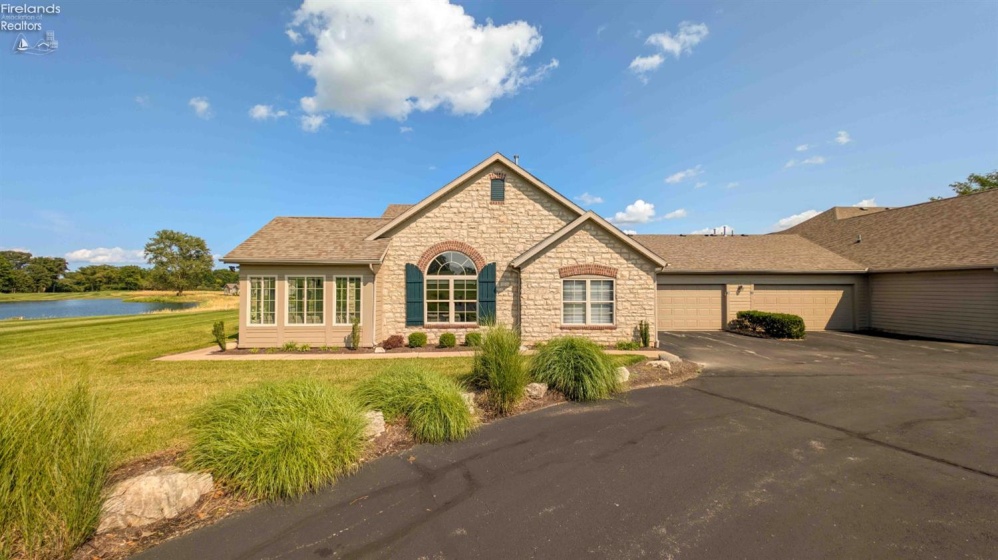 2680 Canterbury Circle, Port Clinton, 43452, 2 Bedrooms Bedrooms, ,2 BathroomsBathrooms,Residential,For Sale,Canterbury,20262831