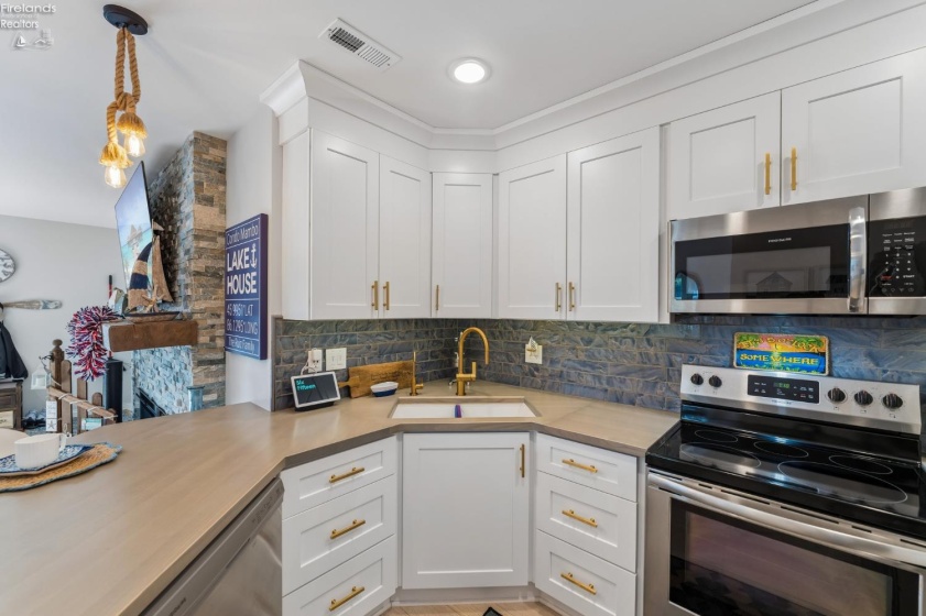 2644 Waterside Court, Marblehead, 43440, 3 Bedrooms Bedrooms, ,2 BathroomsBathrooms,Residential,For Sale,Waterside,20262859
