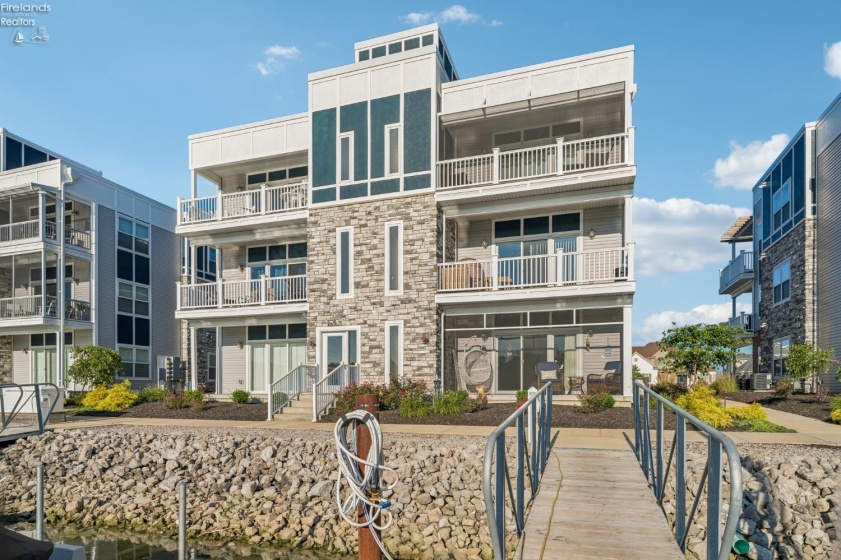 2644 Waterside Court, Marblehead, 43440, 3 Bedrooms Bedrooms, ,2 BathroomsBathrooms,Residential,For Sale,Waterside,20262859