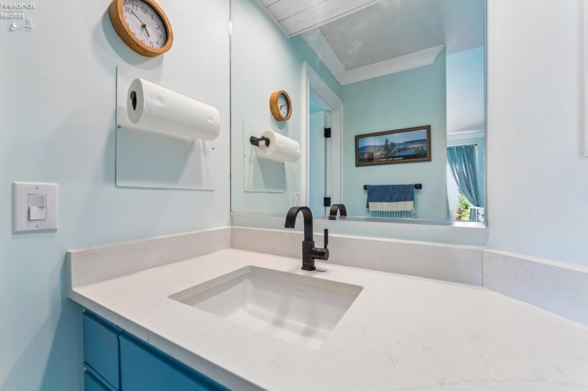 4448 Marin Habor, Port Clinton, 43452, 2 Bedrooms Bedrooms, ,2 BathroomsBathrooms,Residential,For Sale,Marin Habor,20262858