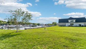 4448 Marin Habor, Port Clinton, 43452, 2 Bedrooms Bedrooms, ,2 BathroomsBathrooms,Residential,For Sale,Marin Habor,20262858
