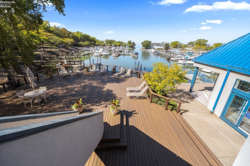 4448 Marin Habor, Port Clinton, 43452, 2 Bedrooms Bedrooms, ,2 BathroomsBathrooms,Residential,For Sale,Marin Habor,20262858
