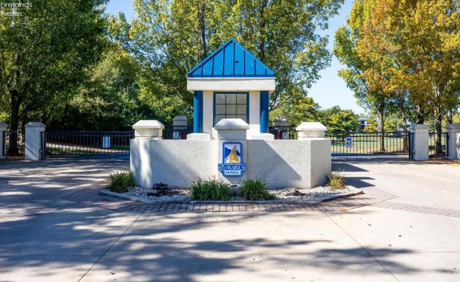 4448 Marin Habor, Port Clinton, 43452, 2 Bedrooms Bedrooms, ,2 BathroomsBathrooms,Residential,For Sale,Marin Habor,20262858