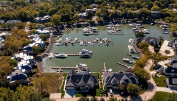 4448 Marin Habor, Port Clinton, 43452, 2 Bedrooms Bedrooms, ,2 BathroomsBathrooms,Residential,For Sale,Marin Habor,20262858