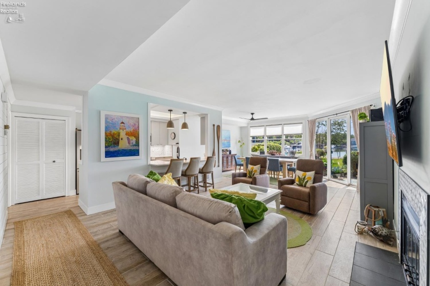 4448 Marin Habor, Port Clinton, 43452, 2 Bedrooms Bedrooms, ,2 BathroomsBathrooms,Residential,For Sale,Marin Habor,20262858