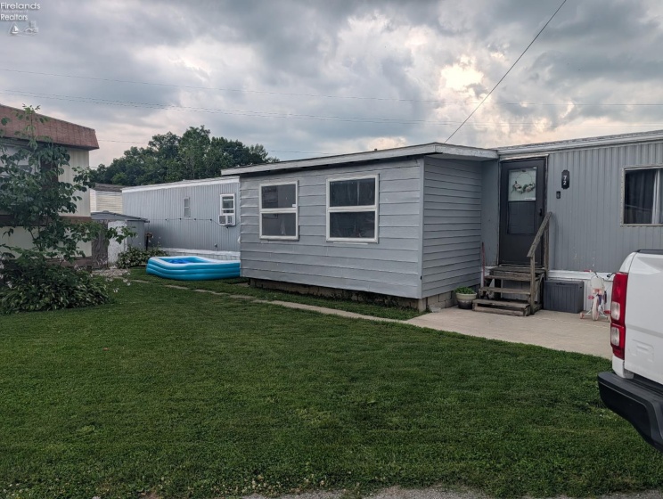 5571 US 20, Wakeman, 44889, 2 Bedrooms Bedrooms, ,1 BathroomBathrooms,Residential,For Sale,US 20,20262888