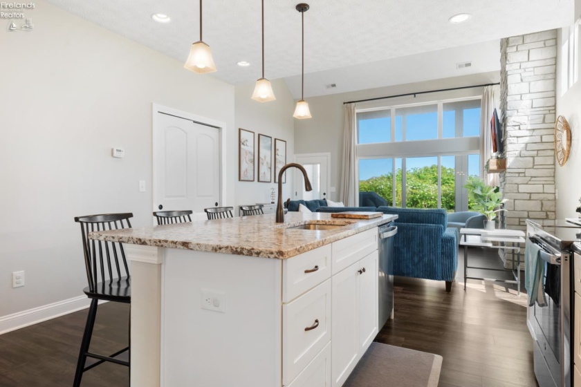 2991 Waterside Court, Marblehead, 43440, 3 Bedrooms Bedrooms, ,4 BathroomsBathrooms,Residential,For Sale,Waterside,20262873