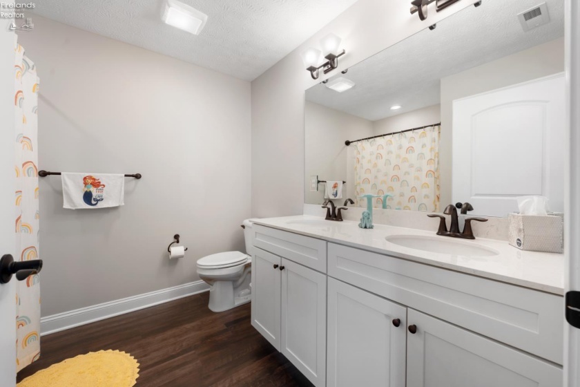 2991 Waterside Court, Marblehead, 43440, 3 Bedrooms Bedrooms, ,4 BathroomsBathrooms,Residential,For Sale,Waterside,20262873