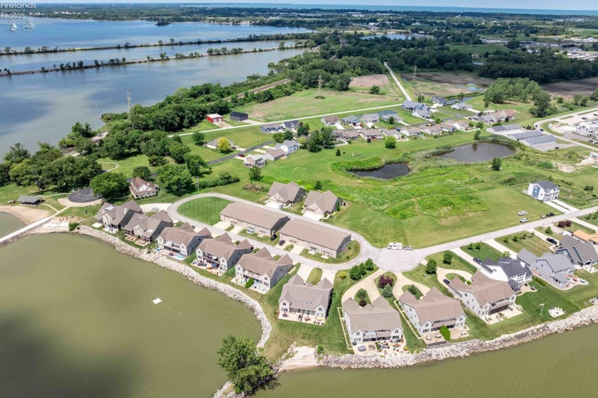 2991 Waterside Court, Marblehead, 43440, 3 Bedrooms Bedrooms, ,4 BathroomsBathrooms,Residential,For Sale,Waterside,20262873