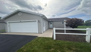 520 Autumnwood Drive, Tiffin, 44883, 2 Bedrooms Bedrooms, ,2 BathroomsBathrooms,Residential,For Sale,Autumnwood,20262890