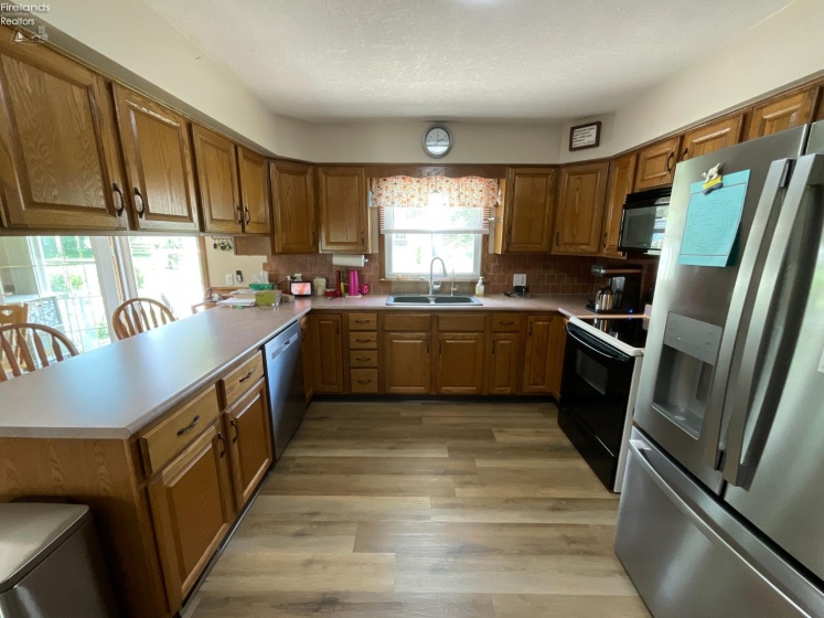 625 Brentwood Drive, Gibsonburg, 43431, 3 Bedrooms Bedrooms, ,2 BathroomsBathrooms,Residential,For Sale,Brentwood,20262845