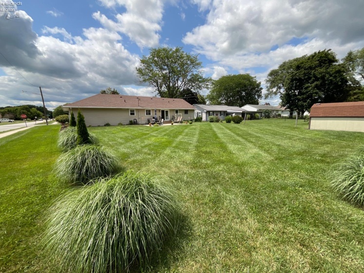 625 Brentwood Drive, Gibsonburg, 43431, 3 Bedrooms Bedrooms, ,2 BathroomsBathrooms,Residential,For Sale,Brentwood,20262845
