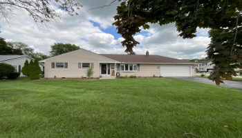 625 Brentwood Drive, Gibsonburg, 43431, 3 Bedrooms Bedrooms, ,2 BathroomsBathrooms,Residential,For Sale,Brentwood,20262845