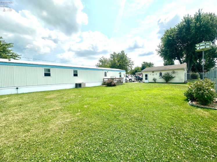 5798 Humphrey Road, Oak Harbor, 43449, 2 Bedrooms Bedrooms, ,1 BathroomBathrooms,Residential,For Sale,Humphrey,20262897