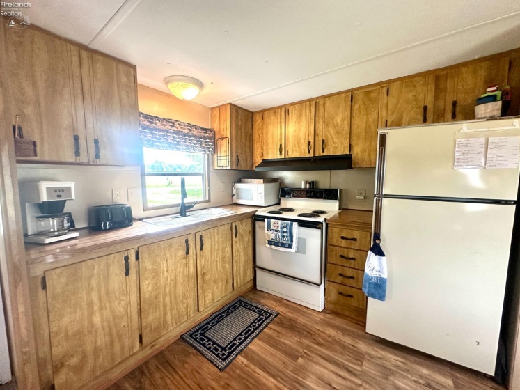 5798 Humphrey Road, Oak Harbor, 43449, 2 Bedrooms Bedrooms, ,1 BathroomBathrooms,Residential,For Sale,Humphrey,20262897