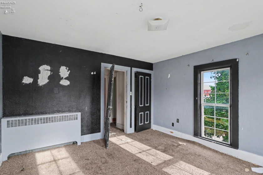 24 Emerald Street, Willard, 44890, ,Multiple Units,For Sale,Emerald,20262908