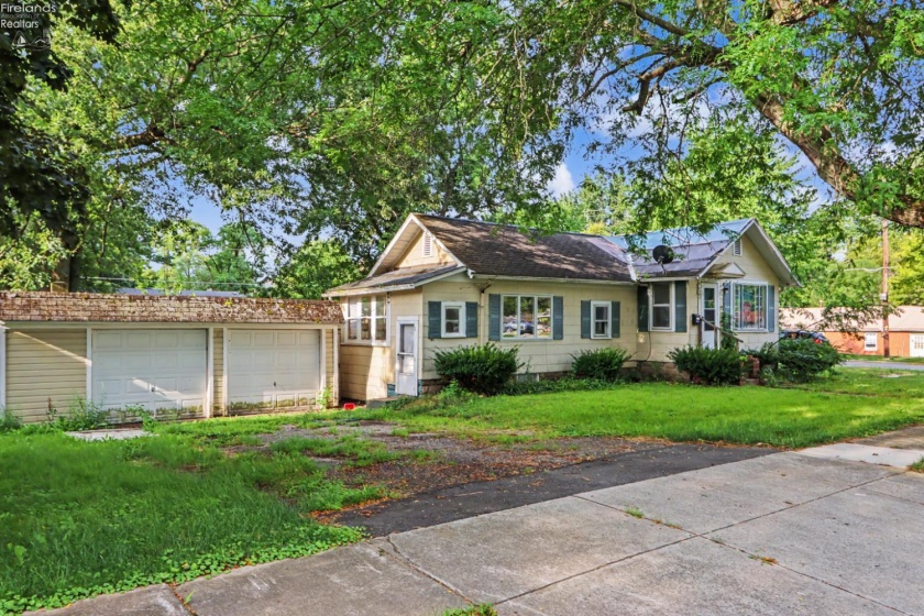 24 Emerald Street, Willard, 44890, ,Multiple Units,For Sale,Emerald,20262908
