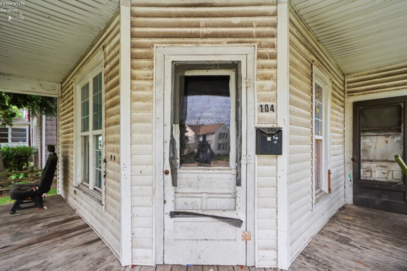 24 Emerald Street, Willard, 44890, ,Multiple Units,For Sale,Emerald,20262908