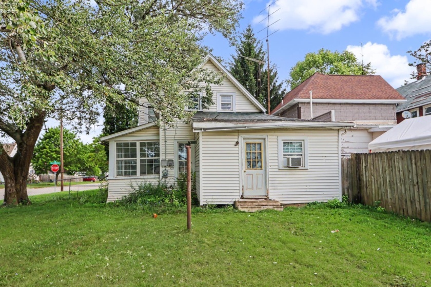 24 Emerald Street, Willard, 44890, ,Multiple Units,For Sale,Emerald,20262908