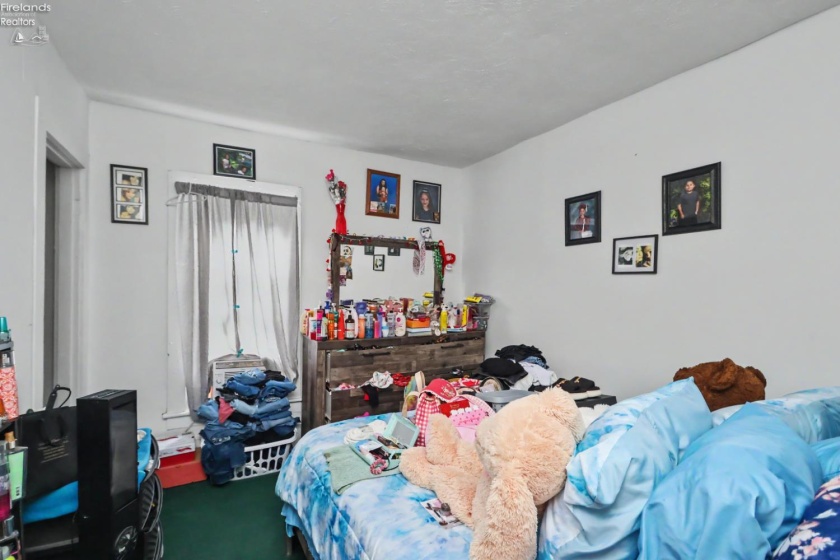 24 Emerald Street, Willard, 44890, ,Multiple Units,For Sale,Emerald,20262908