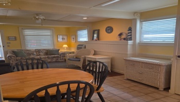 402 Oak Avenue, Lakeside, 43440, 2 Bedrooms Bedrooms, ,1 BathroomBathrooms,Residential,For Sale,Oak,20262884
