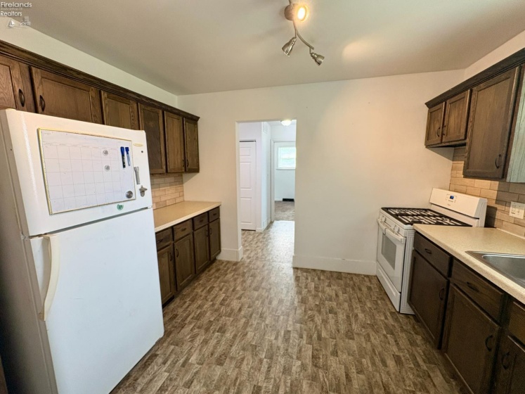 208 Lawrence Street, Bellevue, 44811, 3 Bedrooms Bedrooms, ,2 BathroomsBathrooms,Residential,For Sale,Lawrence,20262916