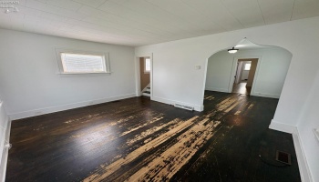 208 Lawrence Street, Bellevue, 44811, 3 Bedrooms Bedrooms, ,2 BathroomsBathrooms,Residential,For Sale,Lawrence,20262916