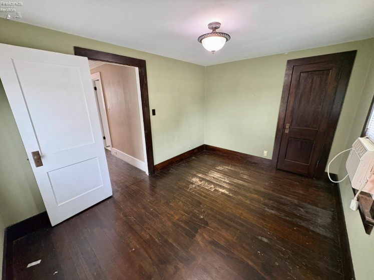 208 Lawrence Street, Bellevue, 44811, 3 Bedrooms Bedrooms, ,2 BathroomsBathrooms,Residential,For Sale,Lawrence,20262916