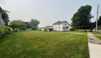 208 Lawrence Street, Bellevue, 44811, 3 Bedrooms Bedrooms, ,2 BathroomsBathrooms,Residential,For Sale,Lawrence,20262916