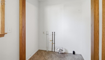 3265 Fangboner Road, Fremont, 43420, 5 Bedrooms Bedrooms, ,1 BathroomBathrooms,Residential,For Sale,Fangboner,20262920