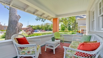 204 Monroe Street, Port Clinton, 43452, 4 Bedrooms Bedrooms, ,4 BathroomsBathrooms,Residential,For Sale,Monroe,20262710