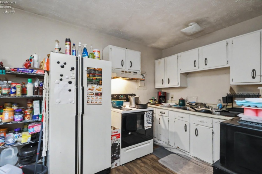 23 Grand Avenue, Norwalk, 44857, ,Commercial,For Sale,Grand Avenue,20262924