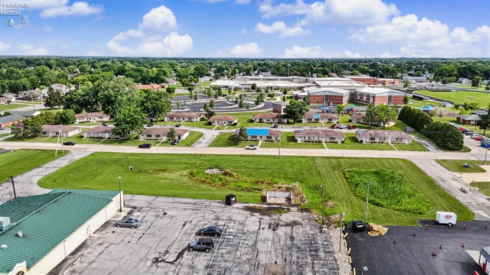 318 Rae Court, Willard, 44890, ,Commercial,For Sale,Rae Court,20262925
