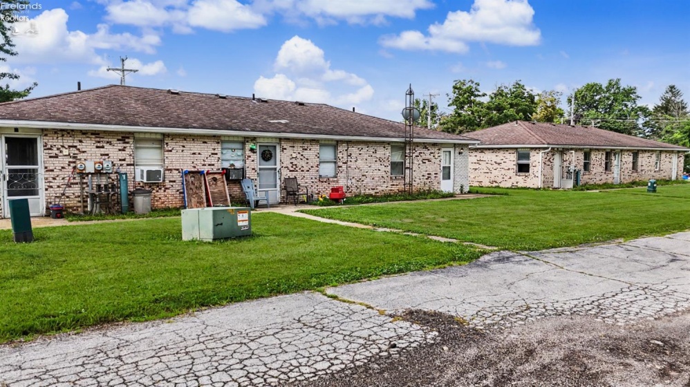 318 Rae Court, Willard, 44890, ,Commercial,For Sale,Rae Court,20262925