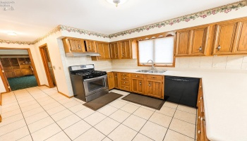 1206 Royal Oak Court, Mansfield, 44906, 4 Bedrooms Bedrooms, ,4 BathroomsBathrooms,Residential,For Sale,Royal Oak,20262903