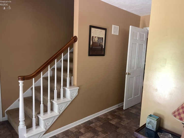 3139 State Route 53, Tiffin, 44883, 5 Bedrooms Bedrooms, ,3 BathroomsBathrooms,Residential,For Sale,State Route 53,20262910