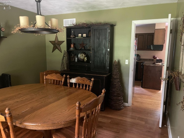 3139 State Route 53, Tiffin, 44883, 5 Bedrooms Bedrooms, ,3 BathroomsBathrooms,Residential,For Sale,State Route 53,20262910