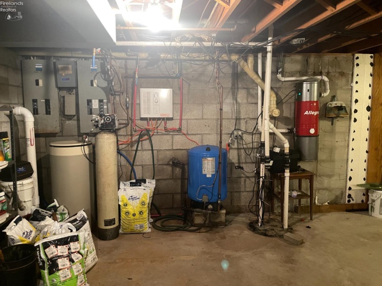 3139 State Route 53, Tiffin, 44883, 5 Bedrooms Bedrooms, ,3 BathroomsBathrooms,Residential,For Sale,State Route 53,20262910