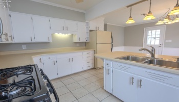 548 50th Street, Sandusky, 44870, 3 Bedrooms Bedrooms, ,2 BathroomsBathrooms,Residential,For Sale,50th,20262927