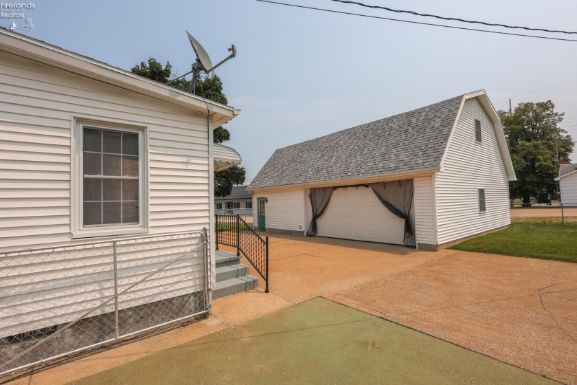 548 50th Street, Sandusky, 44870, 3 Bedrooms Bedrooms, ,2 BathroomsBathrooms,Residential,For Sale,50th,20262927