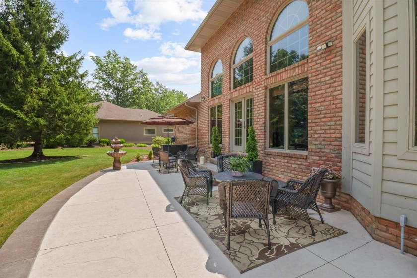 2807 Woodside Drive, Huron, 44839, 5 Bedrooms Bedrooms, ,4 BathroomsBathrooms,Residential,For Sale,Woodside,20262844