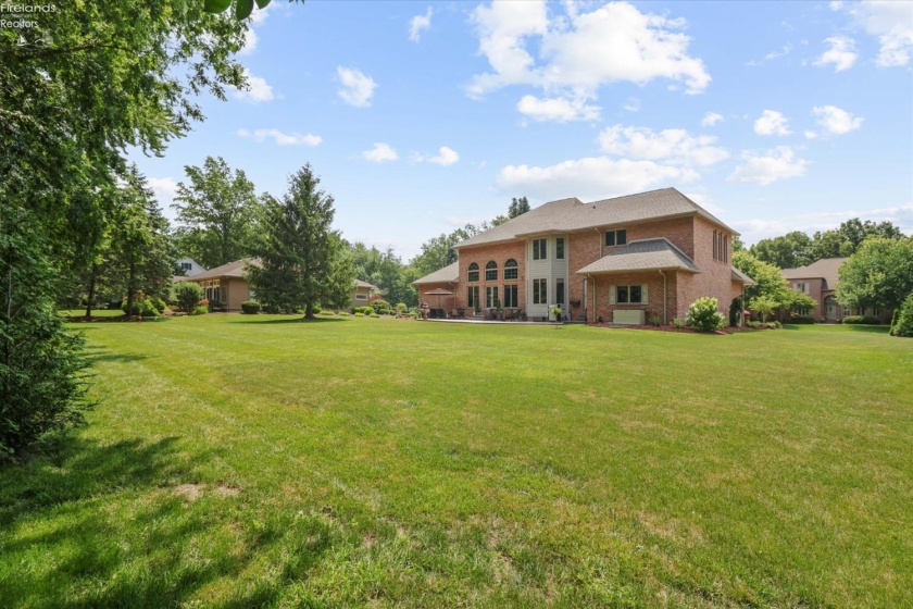 2807 Woodside Drive, Huron, 44839, 5 Bedrooms Bedrooms, ,4 BathroomsBathrooms,Residential,For Sale,Woodside,20262844