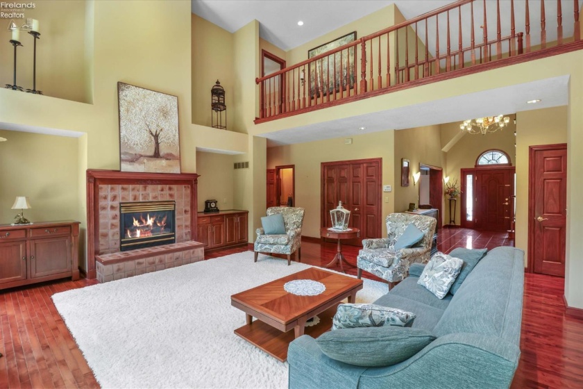 2807 Woodside Drive, Huron, 44839, 5 Bedrooms Bedrooms, ,4 BathroomsBathrooms,Residential,For Sale,Woodside,20262844