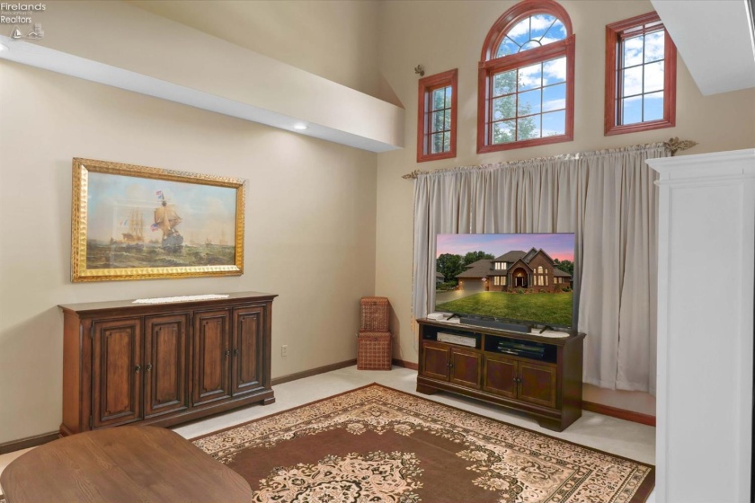 2807 Woodside Drive, Huron, 44839, 5 Bedrooms Bedrooms, ,4 BathroomsBathrooms,Residential,For Sale,Woodside,20262844