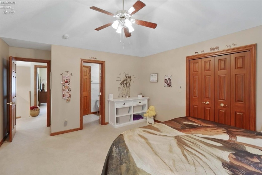 2807 Woodside Drive, Huron, 44839, 5 Bedrooms Bedrooms, ,4 BathroomsBathrooms,Residential,For Sale,Woodside,20262844
