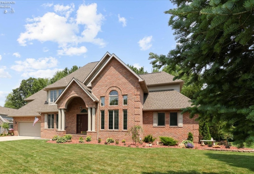 2807 Woodside Drive, Huron, 44839, 5 Bedrooms Bedrooms, ,4 BathroomsBathrooms,Residential,For Sale,Woodside,20262844
