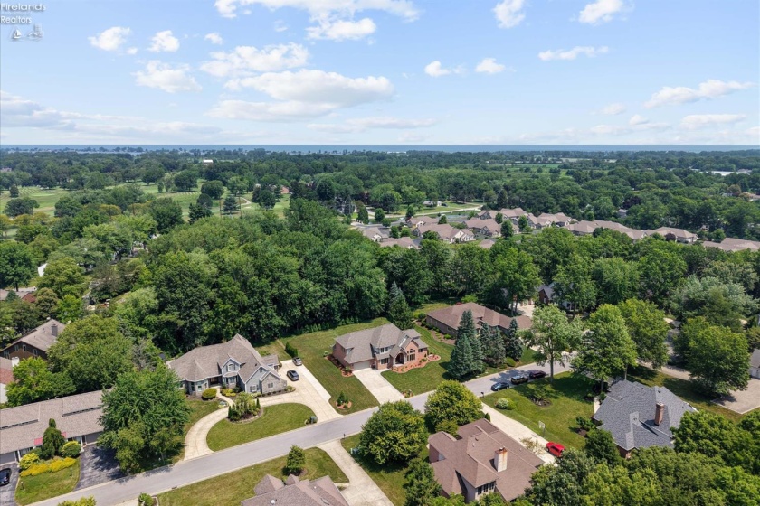2807 Woodside Drive, Huron, 44839, 5 Bedrooms Bedrooms, ,4 BathroomsBathrooms,Residential,For Sale,Woodside,20262844