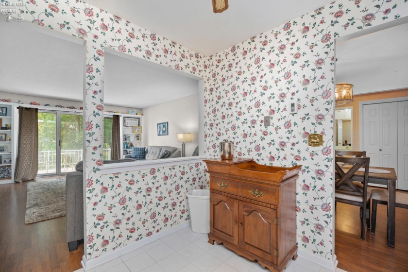 4704 Venice Heights Boulevard, Sandusky, 44870, 3 Bedrooms Bedrooms, ,2 BathroomsBathrooms,Residential,For Sale,Venice Heights,20262872