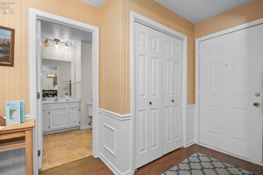 4704 Venice Heights Boulevard, Sandusky, 44870, 3 Bedrooms Bedrooms, ,2 BathroomsBathrooms,Residential,For Sale,Venice Heights,20262872