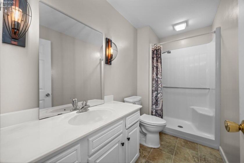 4704 Venice Heights Boulevard, Sandusky, 44870, 3 Bedrooms Bedrooms, ,2 BathroomsBathrooms,Residential,For Sale,Venice Heights,20262872